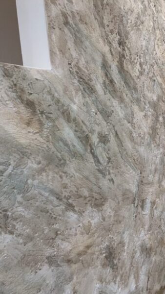 月面のような左官材