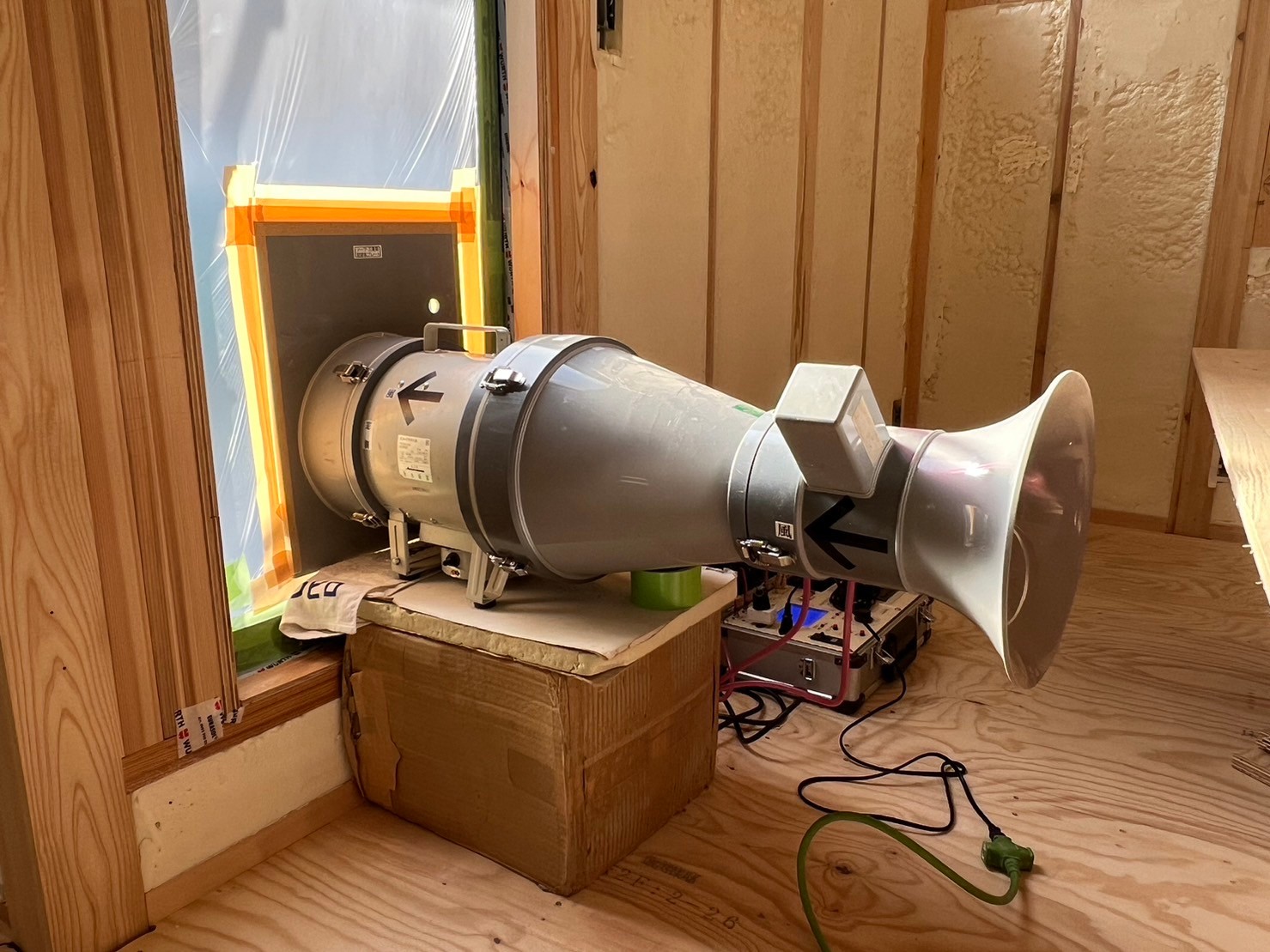 「気密測定値　0.14㎠/㎡の秘密」