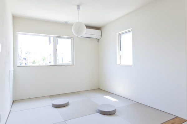 さいたま市　工務店　注文住宅　完成見学会　高性能　デザイン住宅　左官　無垢木材