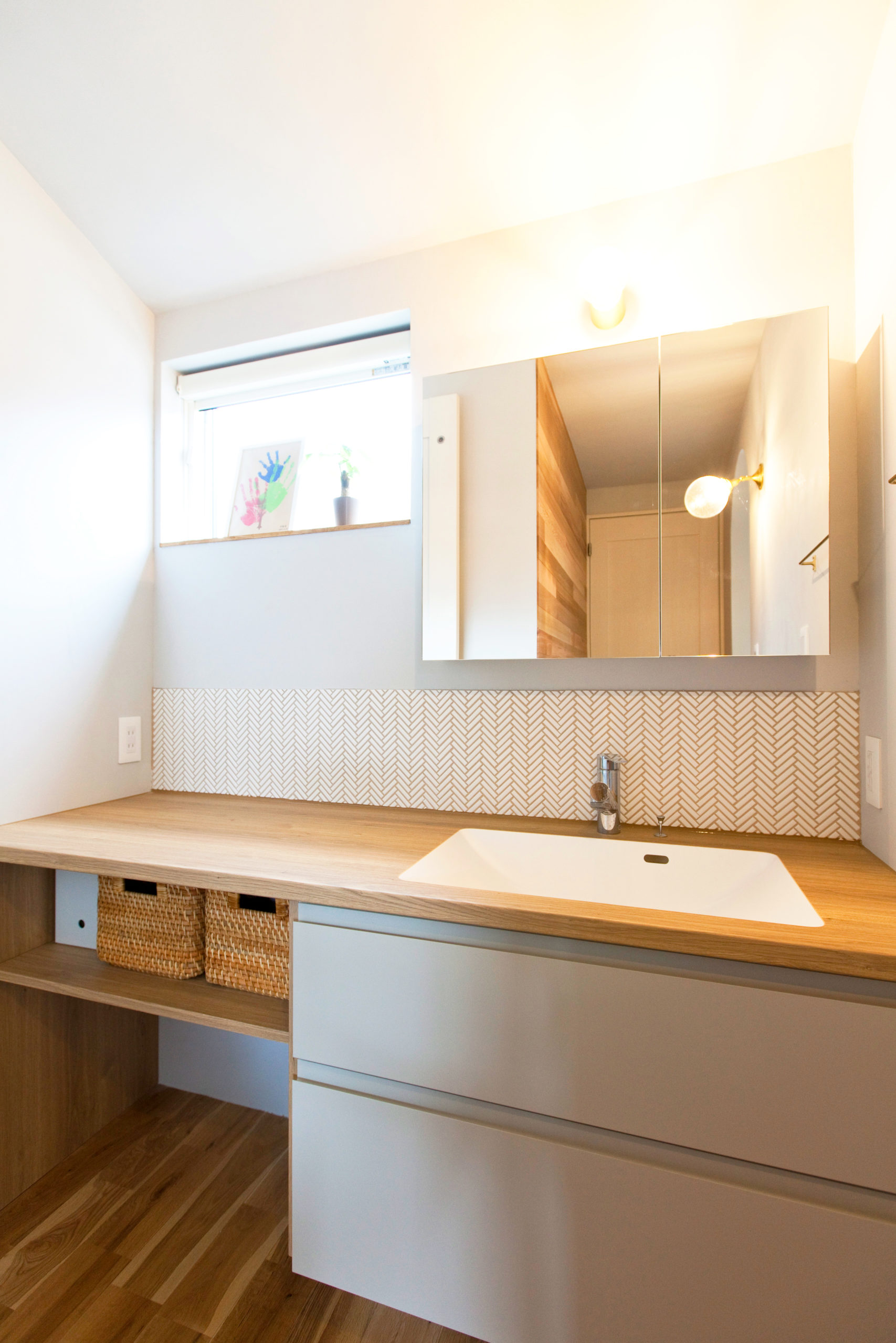 清潔感あふれる洗面所